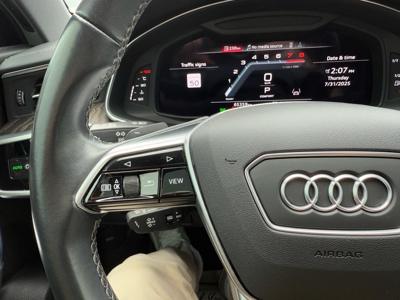 2022 Audi A6 Sedan Technik 55 TFSI quattro  S-LINE ACCIDENT FREE 1-OW Photo