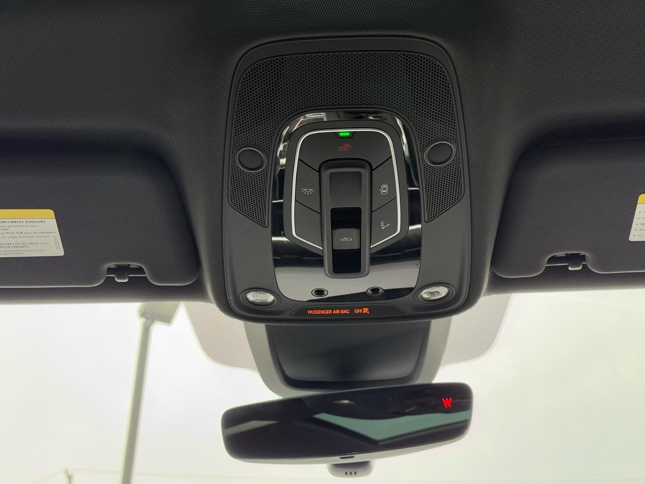 2022 Audi A6 Sedan Technik 55 TFSI quattro  S-LINE ACCIDENT FREE 1-OW Photo