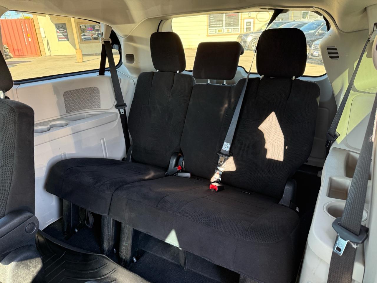 2012 Chrysler Town & Country 4DR WGN TOURING Photo