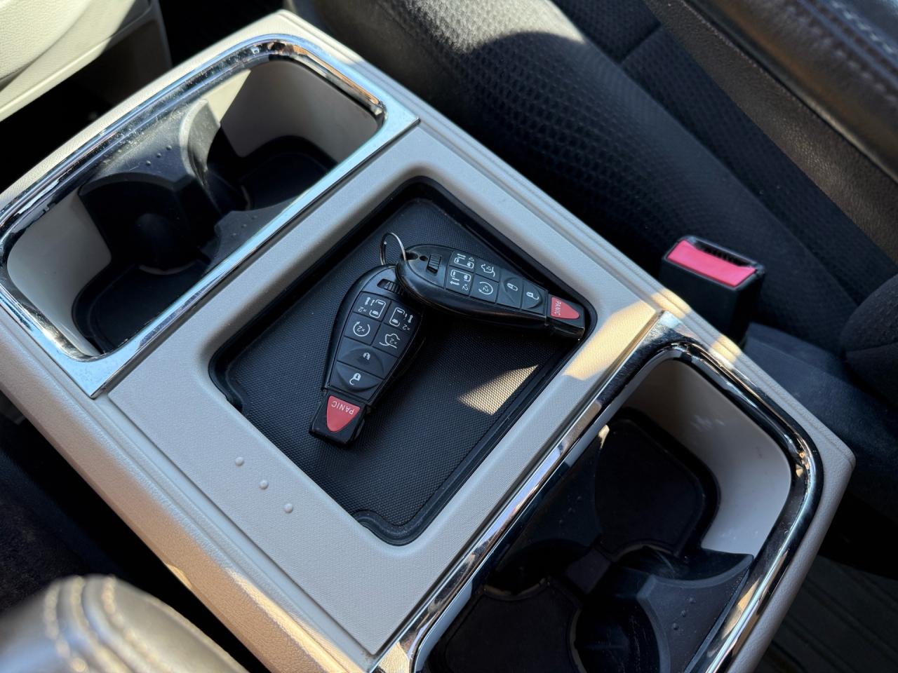 2012 Chrysler Town & Country 4DR WGN TOURING Photo