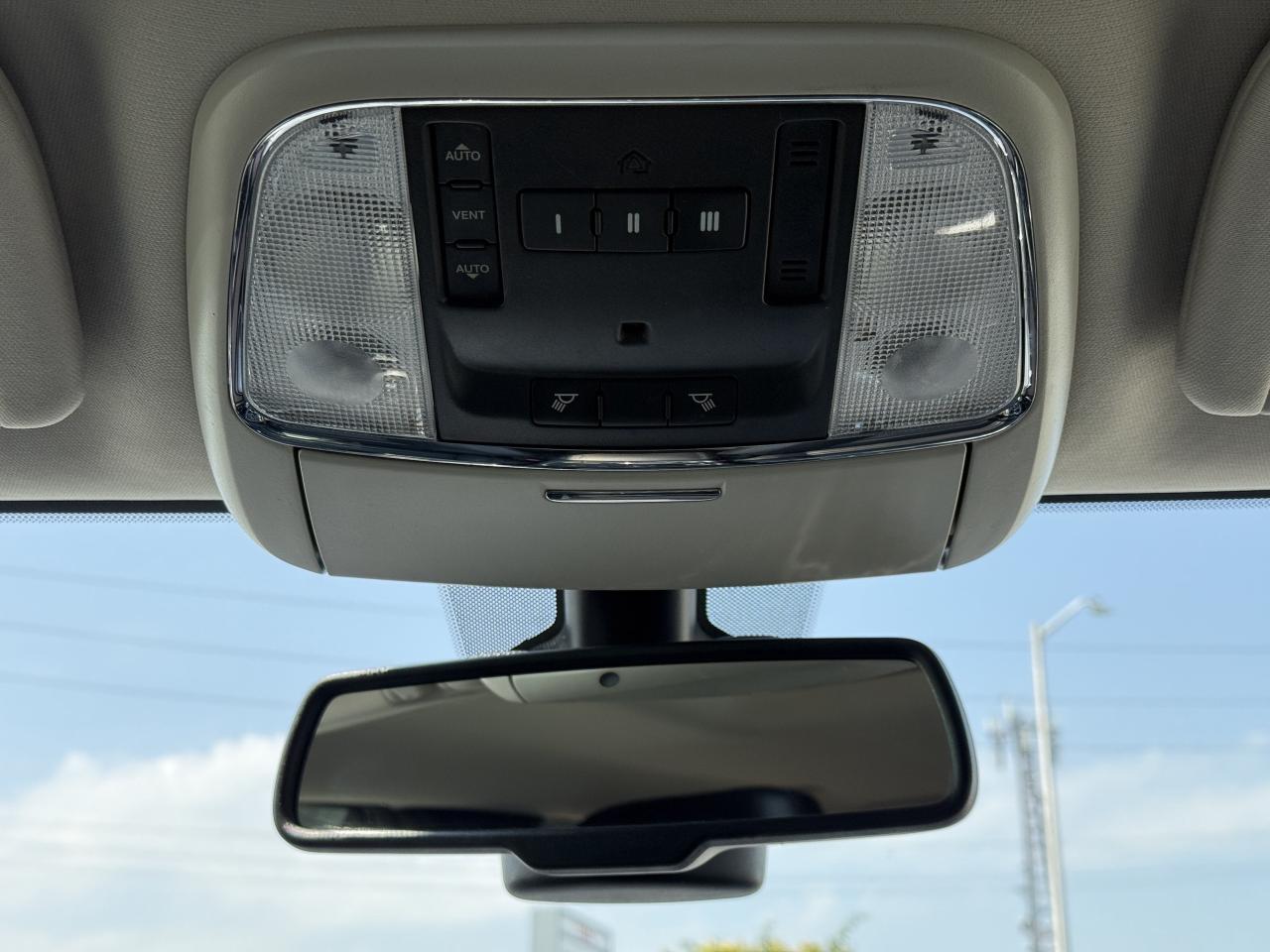 2015 Dodge Durango Limited AWD  ACCIDENT FREE CERTIFIED Photo