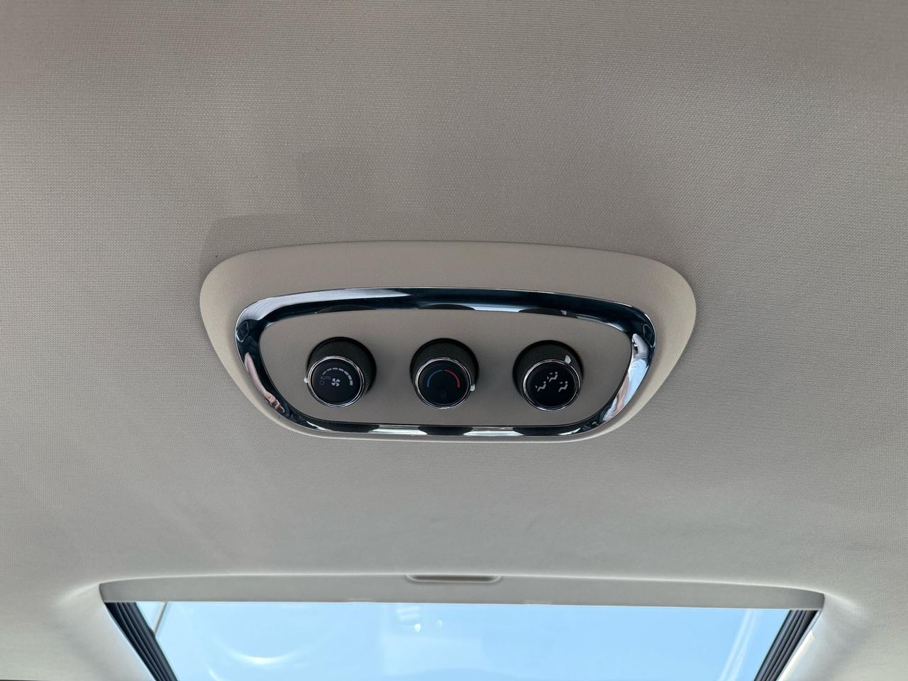 2015 Dodge Durango Limited AWD  ACCIDENT FREE CERTIFIED MINT Photo