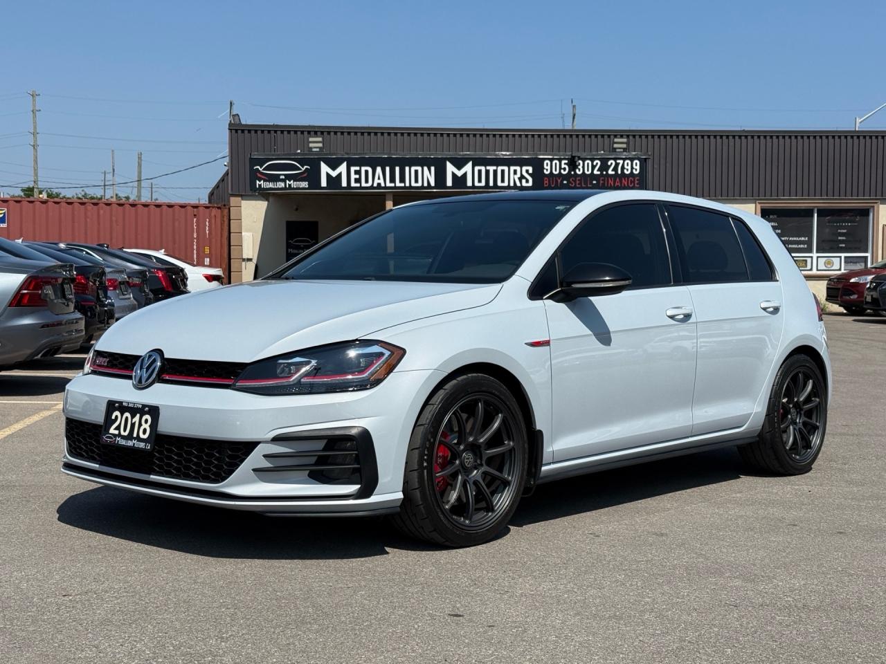 2018 Volkswagen Golf GTI Autobahn 5-door DSG  ACCIDENT FREE 1-OWNER Photo0