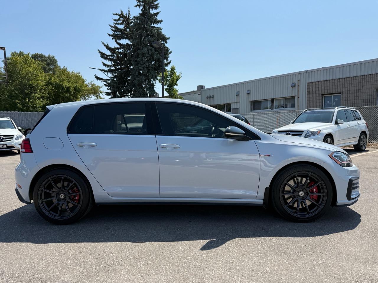 2018 Volkswagen Golf GTI Autobahn 5-door DSG  ACCIDENT FREE 1-OWNER Photo