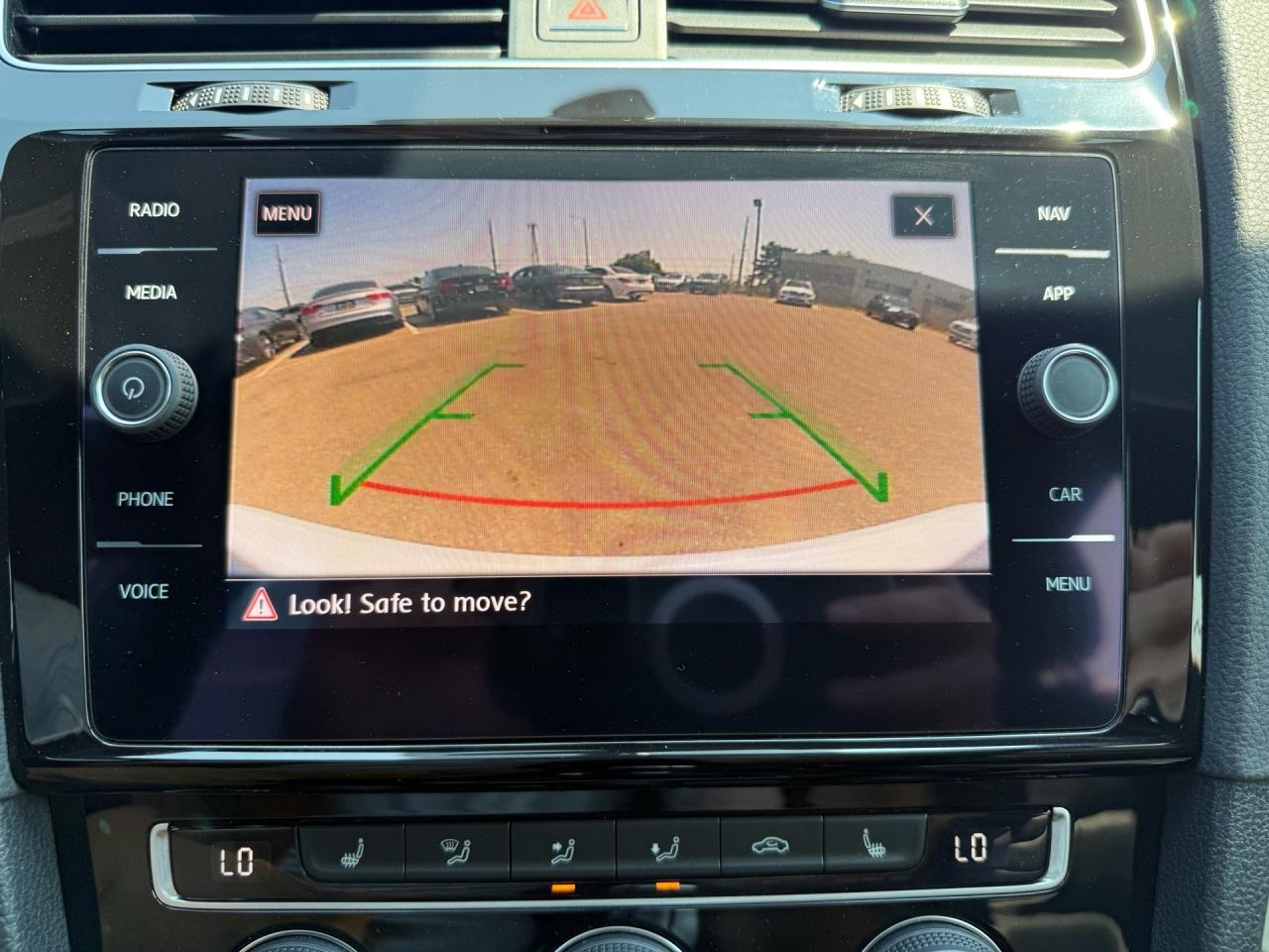 2018 Volkswagen Golf GTI Autobahn 5-door DSG  ACCIDENT FREE 1-OWNER Photo