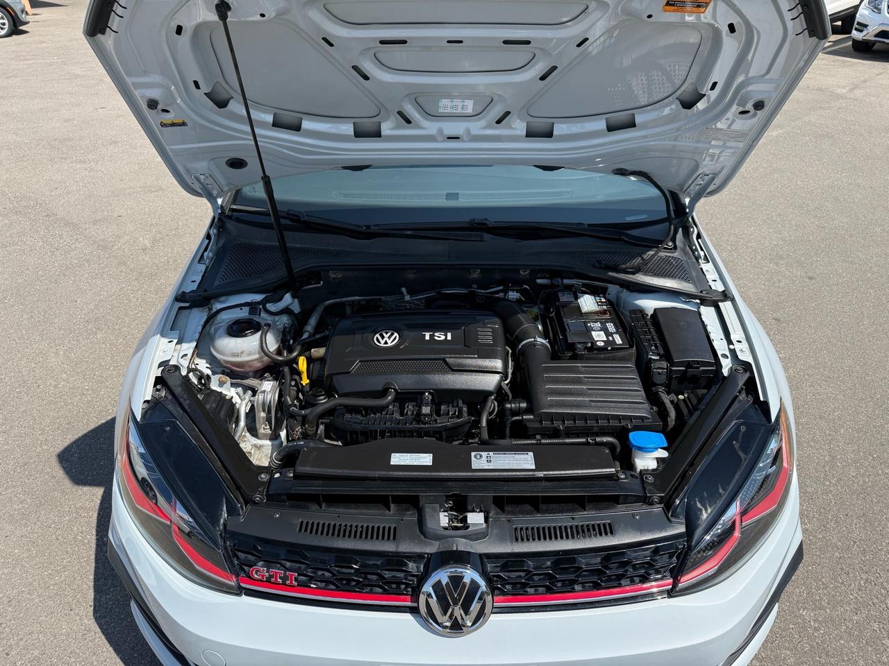 2018 Volkswagen Golf GTI Autobahn 5-door DSG  ACCIDENT FREE 1-OWNER CERTIFI Photo