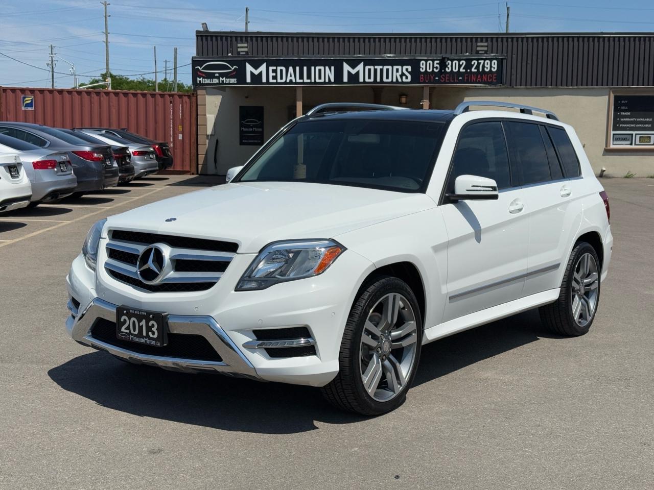 2013 Mercedes-Benz GLK-Class GLK 350 4MATIC  ACCIDENT FREE NAV R-CAMERA SUNROOF Photo0