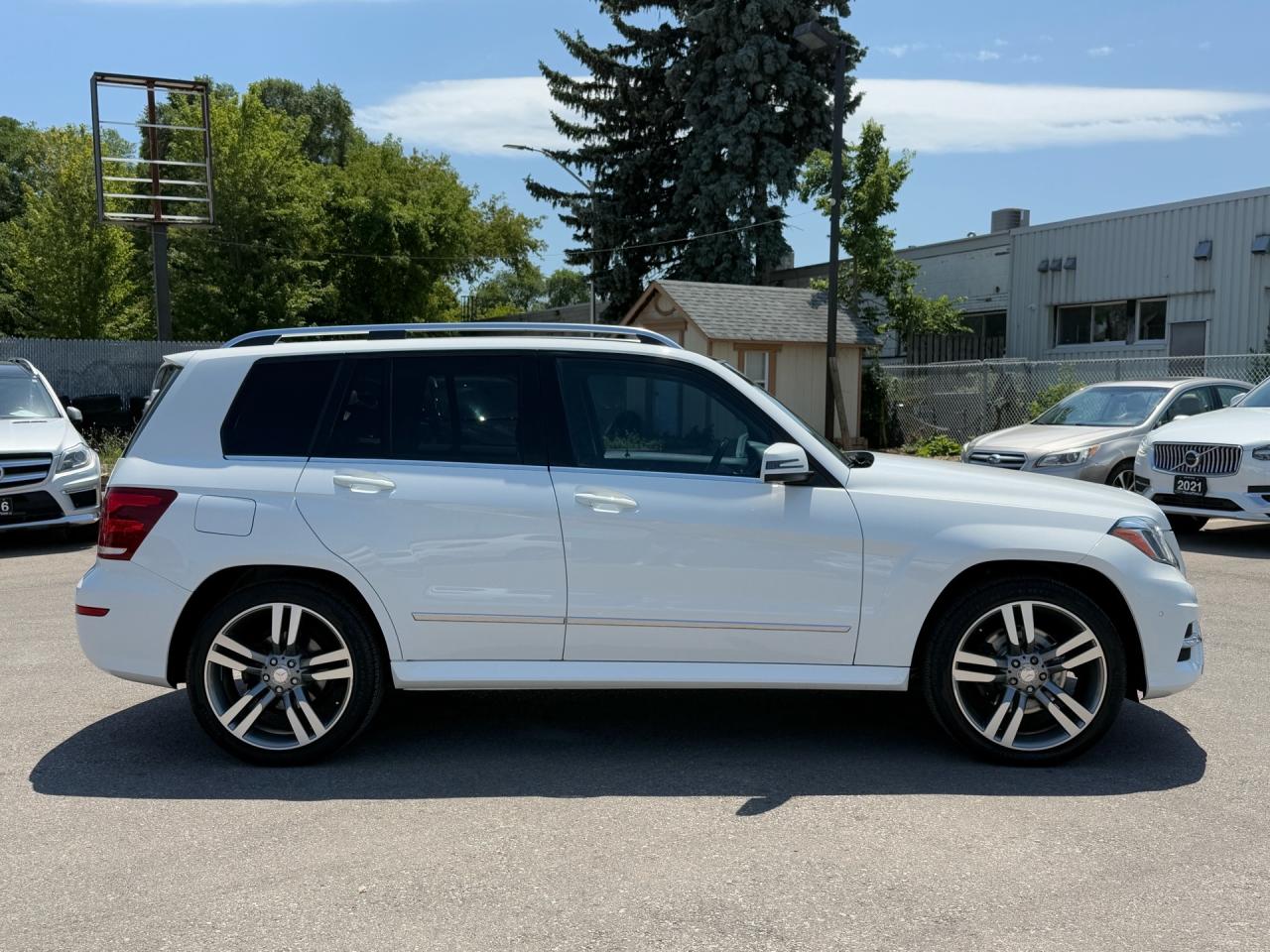 2013 Mercedes-Benz GLK-Class GLK 350 4MATIC  ACCIDENT FREE NAV R-CAMERA SUNROOF Photo