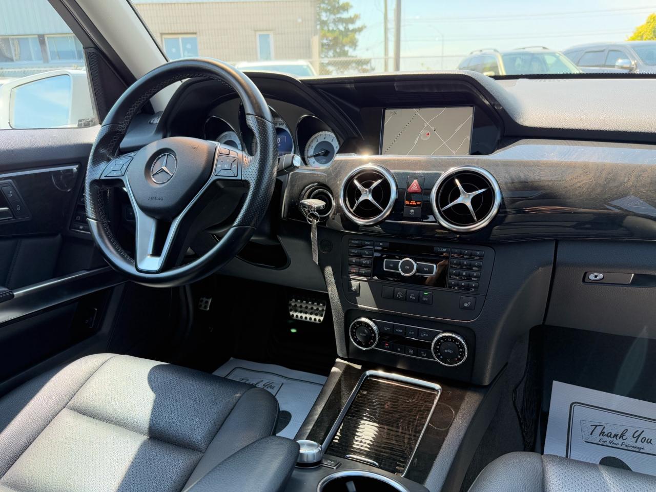 2013 Mercedes-Benz GLK-Class GLK 350 4MATIC  ACCIDENT FREE NAV R-CAMERA SUNROOF Photo