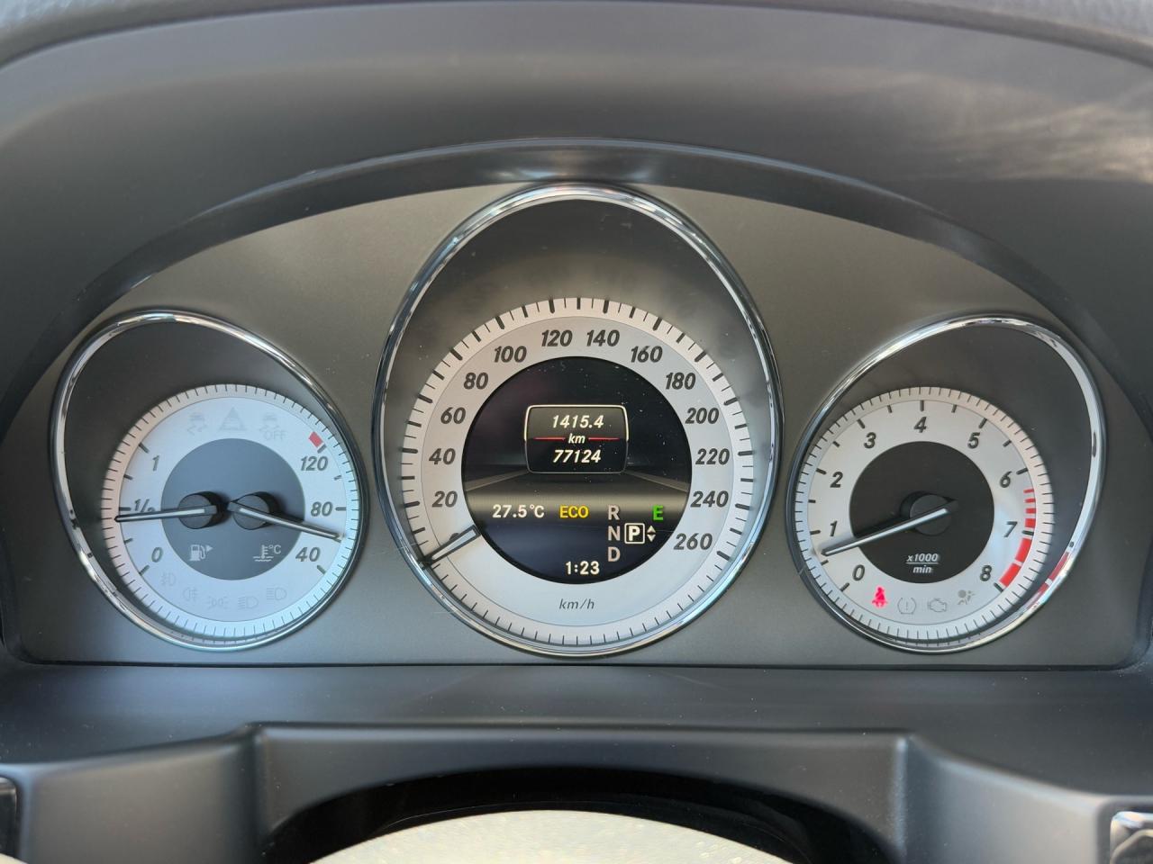 2013 Mercedes-Benz GLK-Class GLK 350 4MATIC  ACCIDENT FREE NAV R-CAMERA SUNROOF Photo