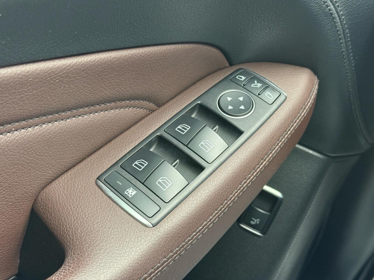 2015 Mercedes-Benz M-Class ML 350 BlueTEC  AMG PKG DISTRONIC PLUS CERTIFIED Photo