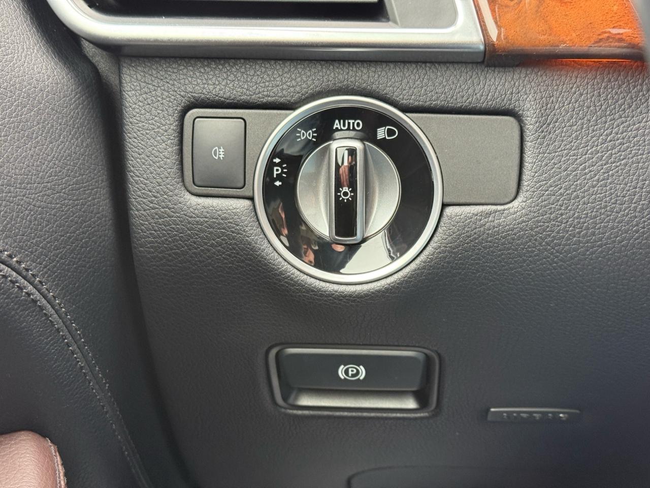 2015 Mercedes-Benz M-Class ML 350 BlueTEC  AMG PKG DISTRONIC PLUS CERTIFIED Photo