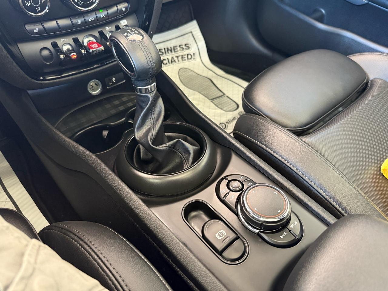 2019 MINI Clubman Cooper S ALL4  ACCIDENT FREE 1-OWNER NAVI CAM PANO Photo