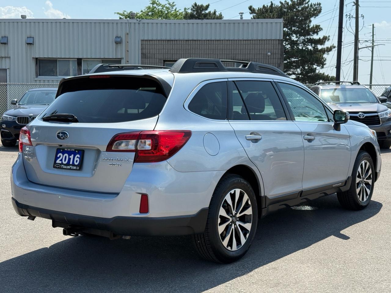 2016 Subaru Outback 3.6R Limited w/EyeSight  1-OWNER CERTIFIED Photo