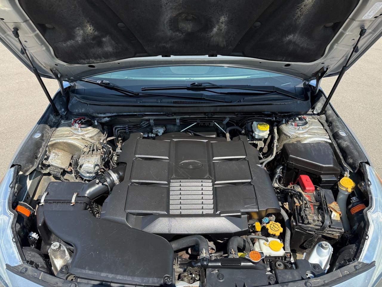 2016 Subaru Outback 3.6R Limited w/EyeSight  1-OWNER CERTIFIED Photo