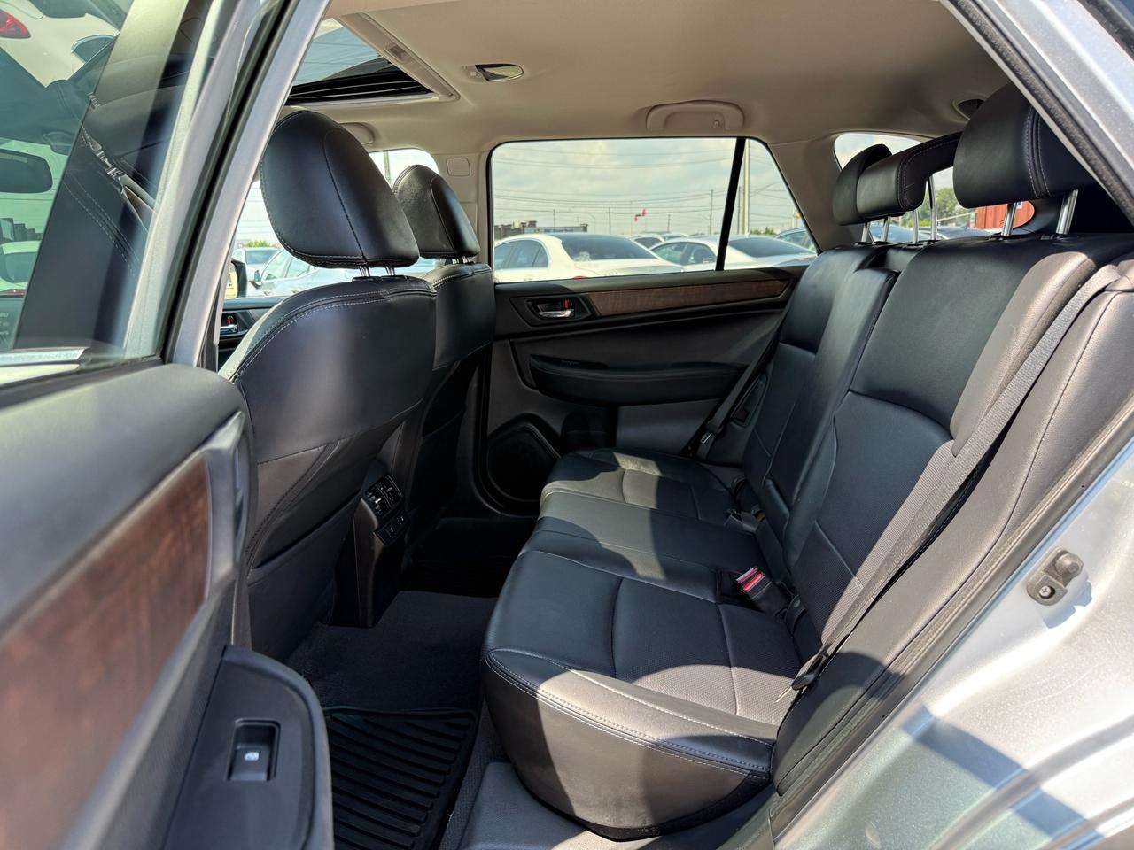 2016 Subaru Outback 3.6R Limited w/EyeSight  1-OWNER CERTIFIED Photo