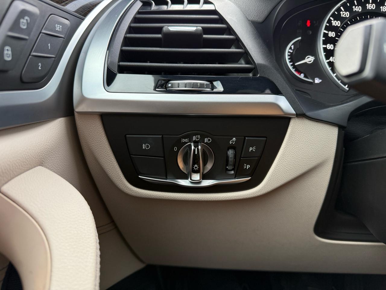 2018 BMW X3 XDrive30i Sports Activity Vehicle  ACCIDENT FREE M Photo