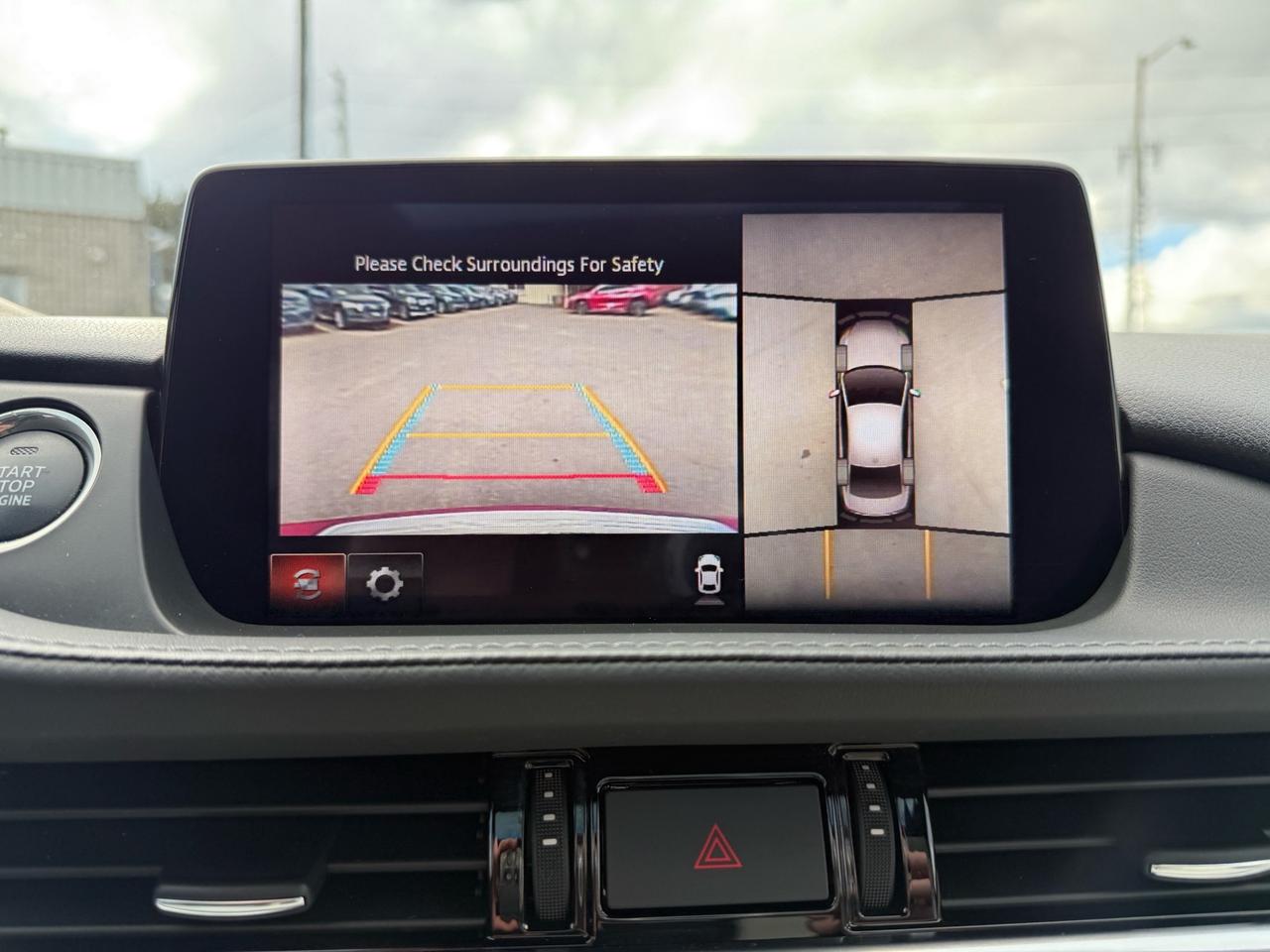 2020 Mazda MAZDA6 Signature  ACCIDENT FREE CERTIFIED Photo