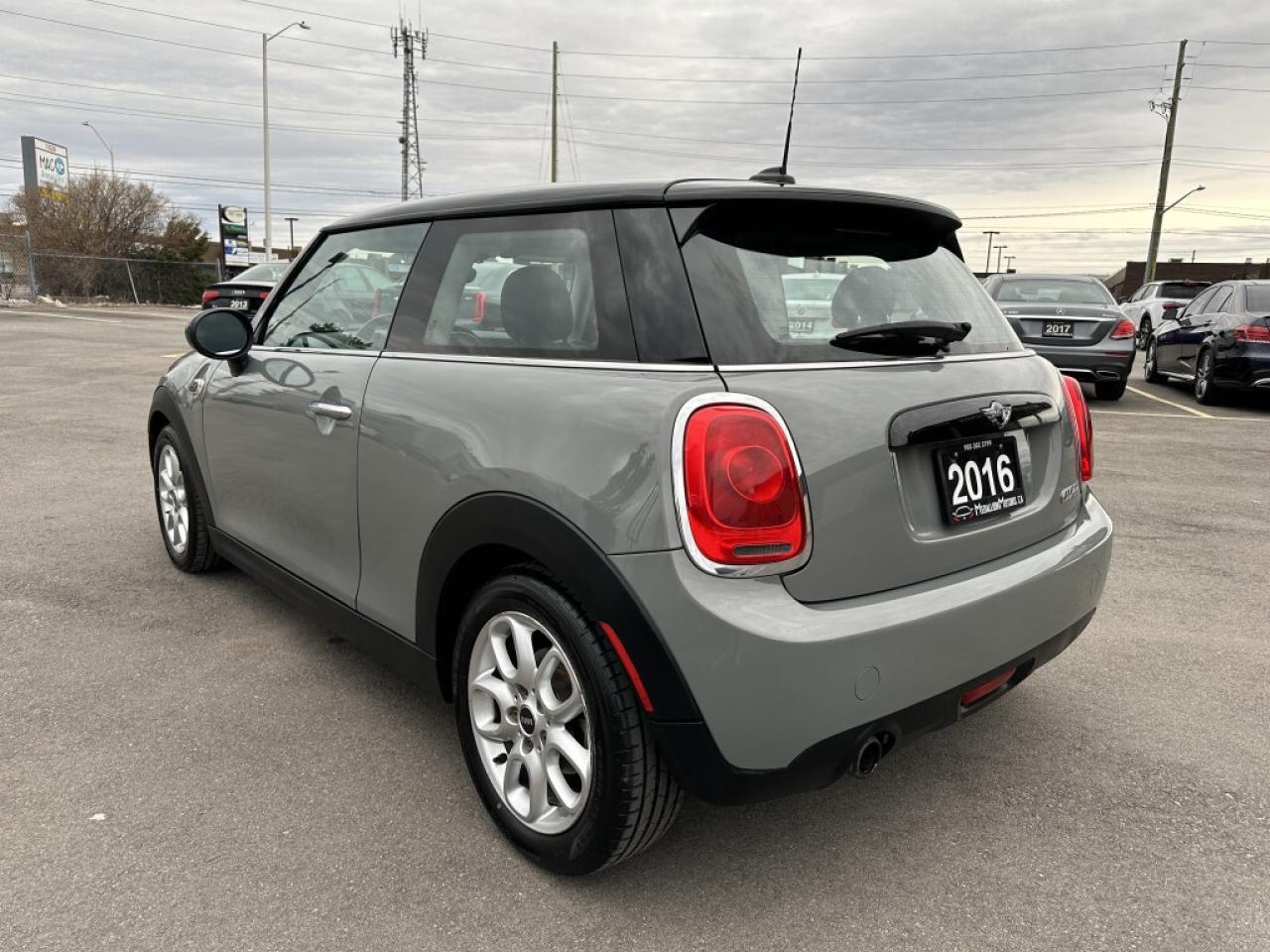 2016 MINI Cooper Hardtop 3dr Manual   Accident free   Certified Photo