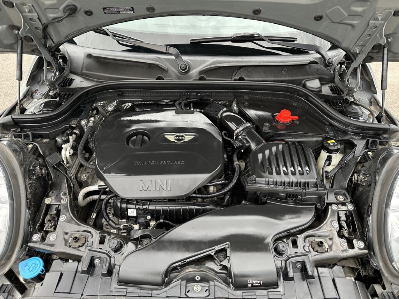 2016 MINI Cooper Hardtop 3dr Manual   Accident free   Certified Photo