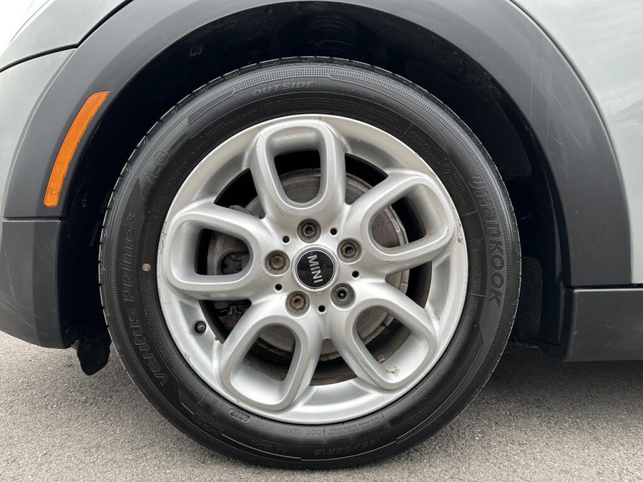 2016 MINI Cooper Hardtop 3dr Manual   Accident free   Certified Photo