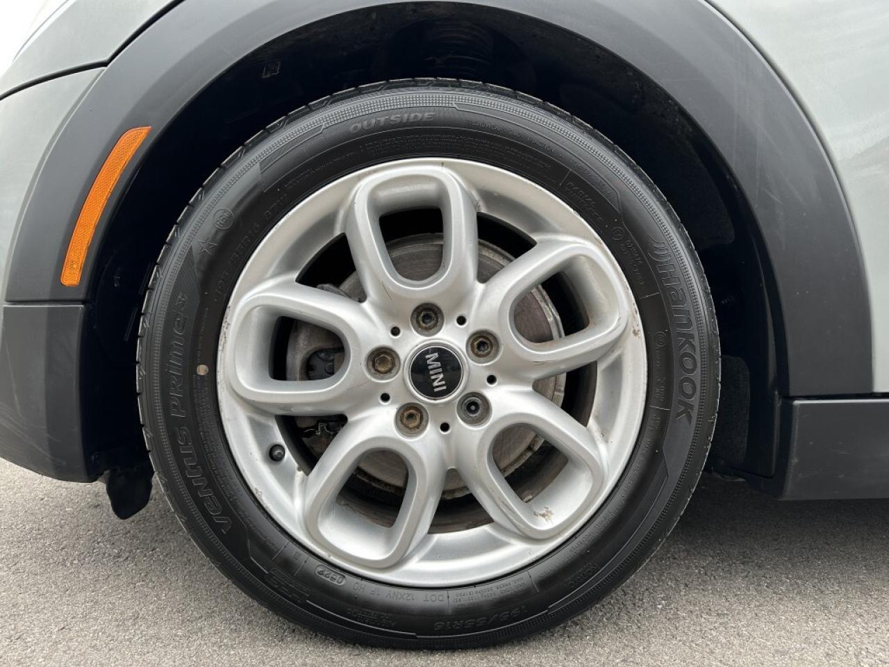 2016 MINI Cooper 3dr HB  ACCIDENT FREE 1-OWNER CERTIFIED Photo