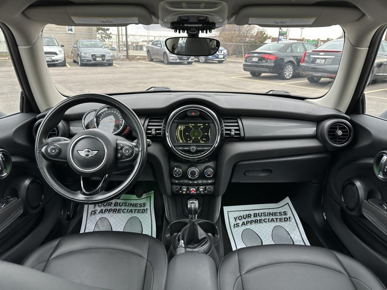 2016 MINI Cooper 3dr HB  ACCIDENT FREE 1-OWNER CERTIFIED Photo