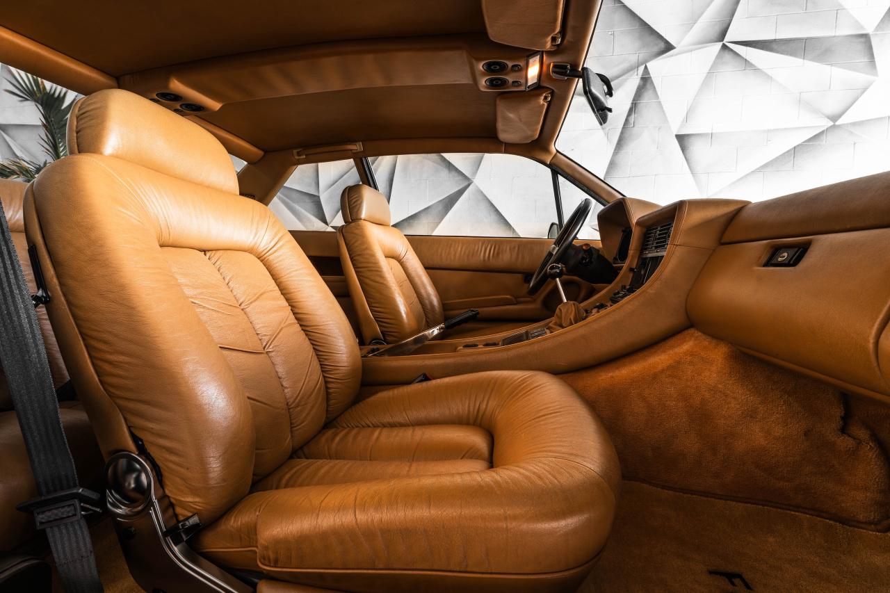 1984 Ferrari 400i 400i   PRICED IN USD Photo