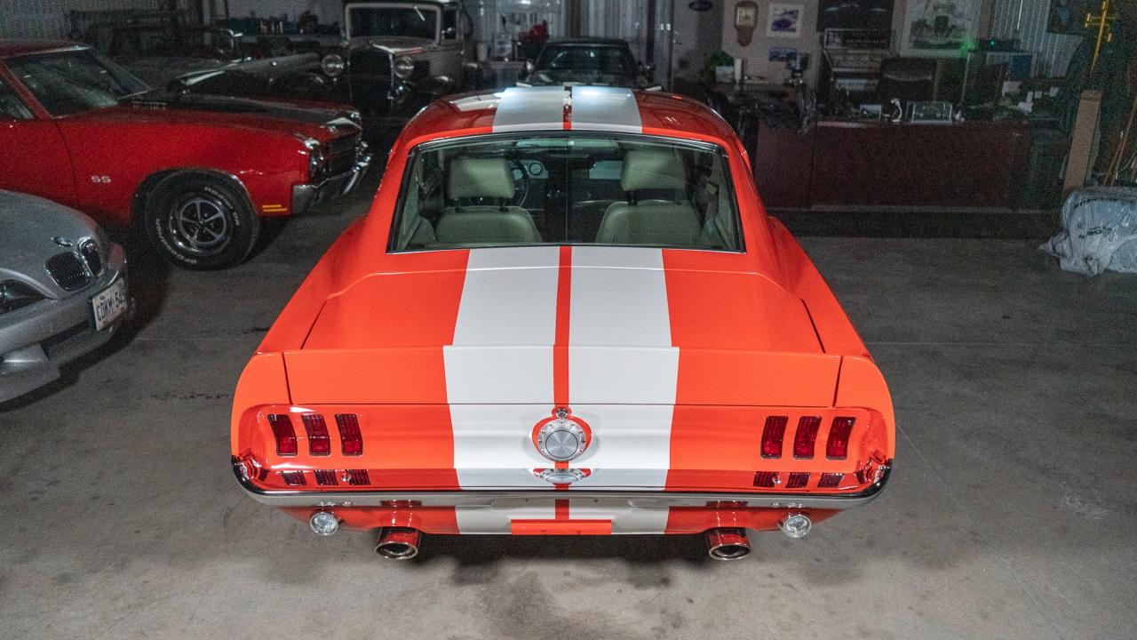 1967 Ford Mustang FASTBACK Photo