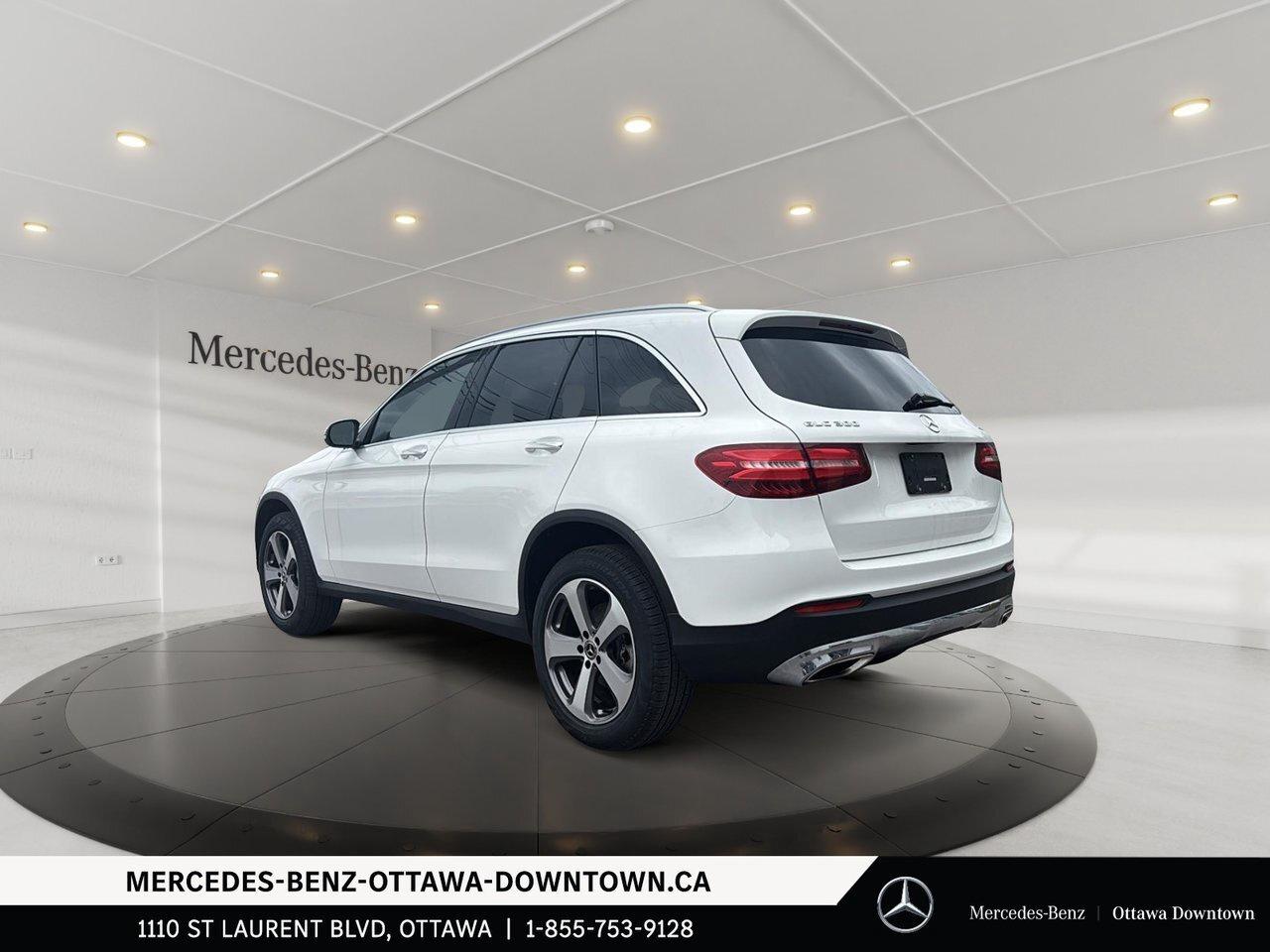 2019 Mercedes-Benz GLC300 4MATIC SUV Premium package / Photo