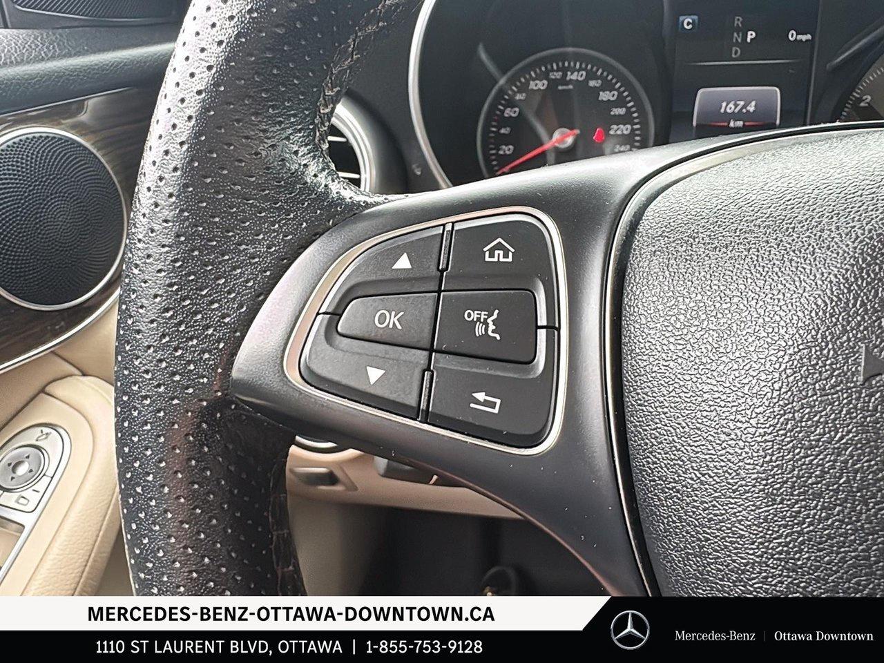 2019 Mercedes-Benz GLC300 4MATIC SUV Premium package / Photo