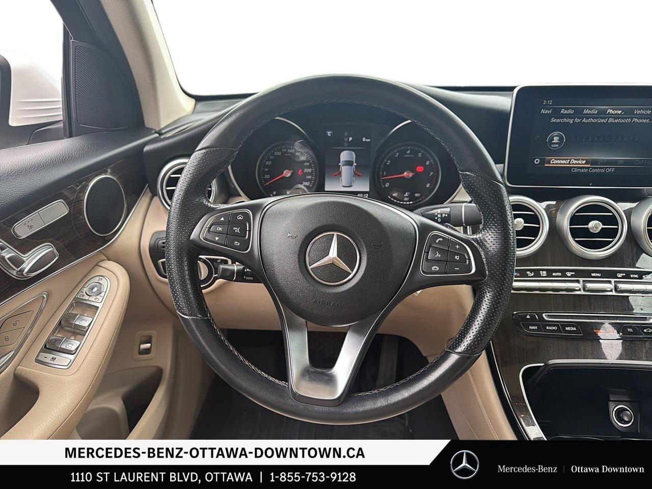 2019 Mercedes-Benz GLC300 4MATIC SUV Premium package / Photo