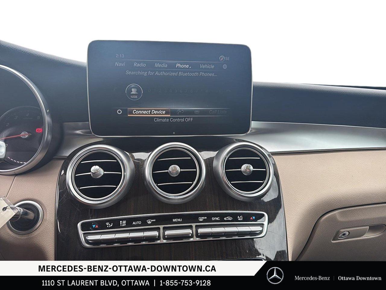 2019 Mercedes-Benz GLC300 4MATIC SUV Premium package / Photo