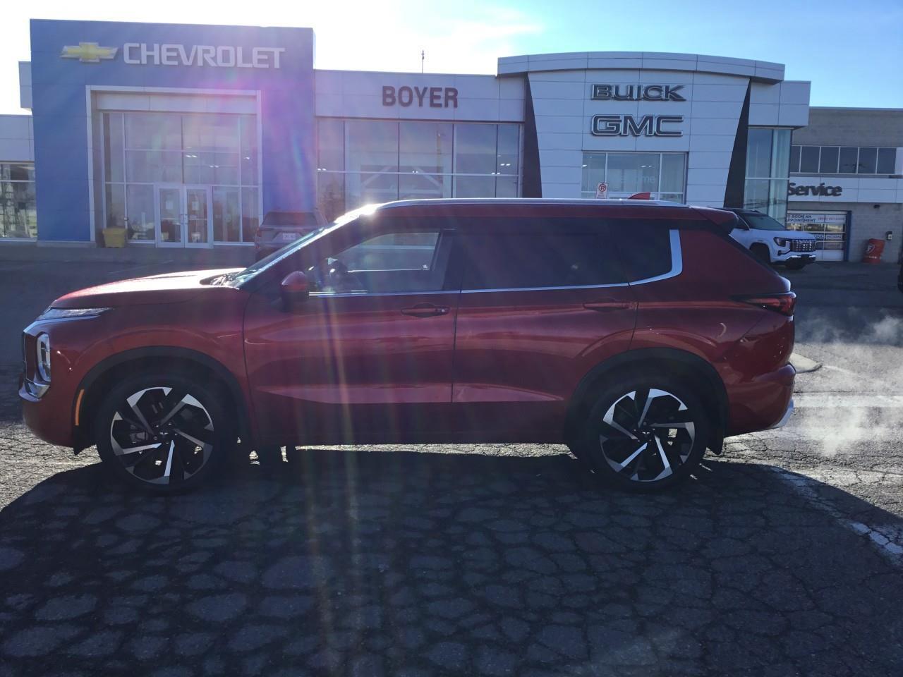 2024 Mitsubishi Outlander GT Photo