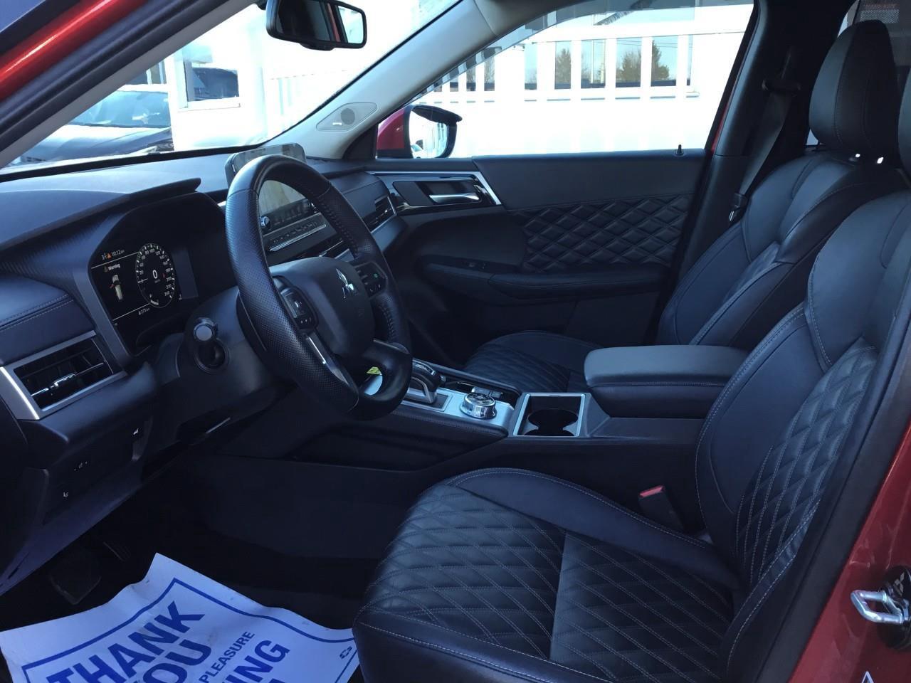 2024 Mitsubishi Outlander GT Photo