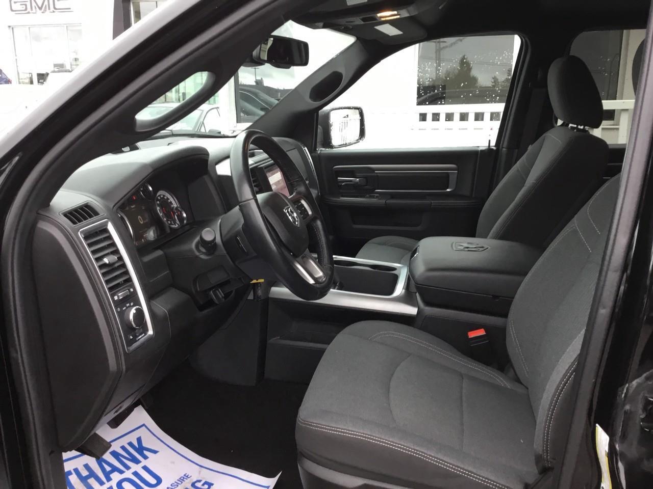 2022 RAM 1500 Classic SLT Photo