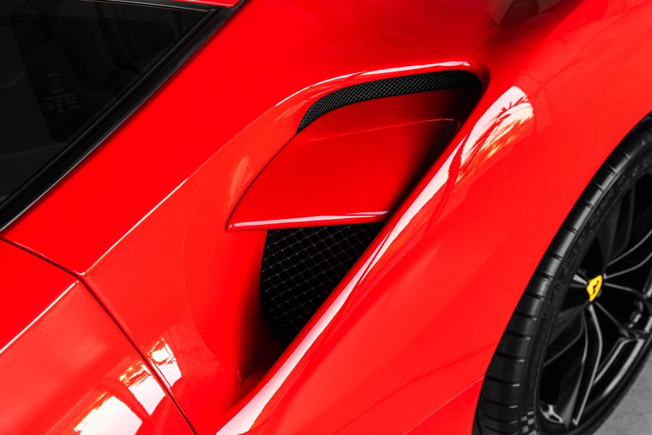 2016 Ferrari 488 GTB 2dr Cpe Photo