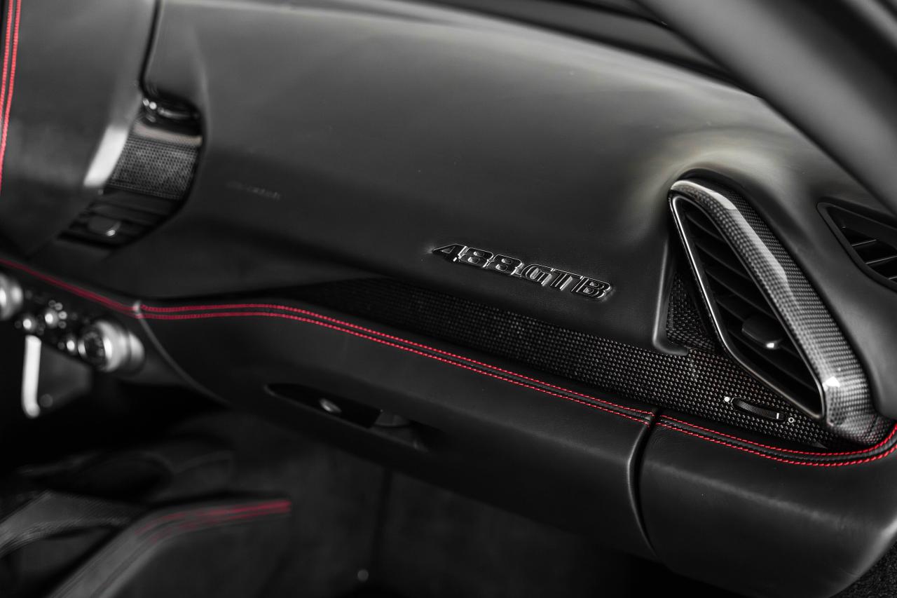 2016 Ferrari 488 GTB 2dr Cpe Photo