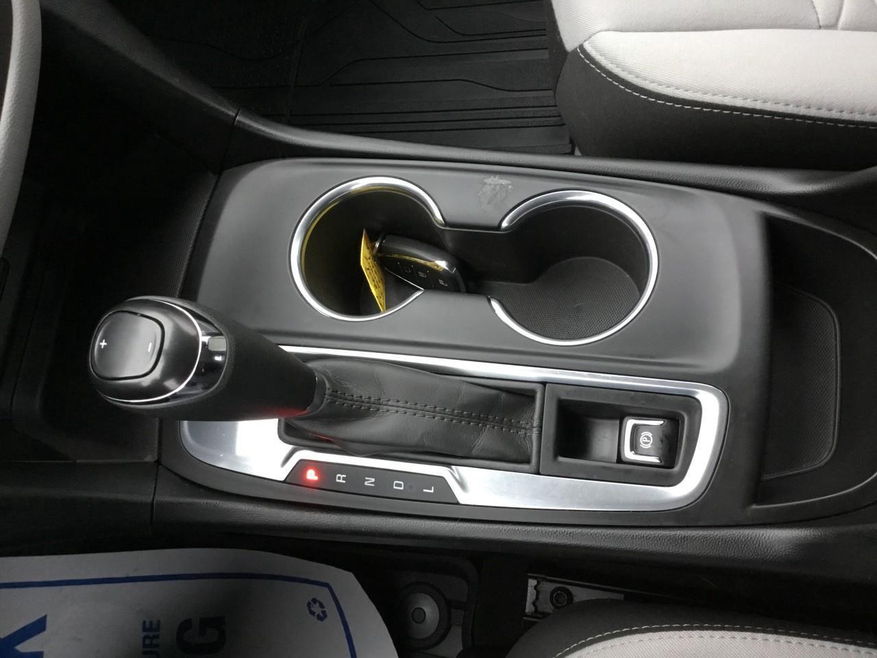 2019 Chevrolet Equinox LS Photo