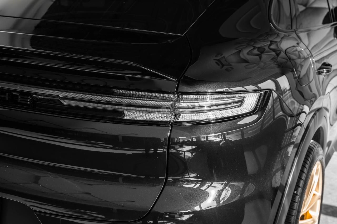 2024 Porsche Cayenne Turbo GT Coupe AWD Photo