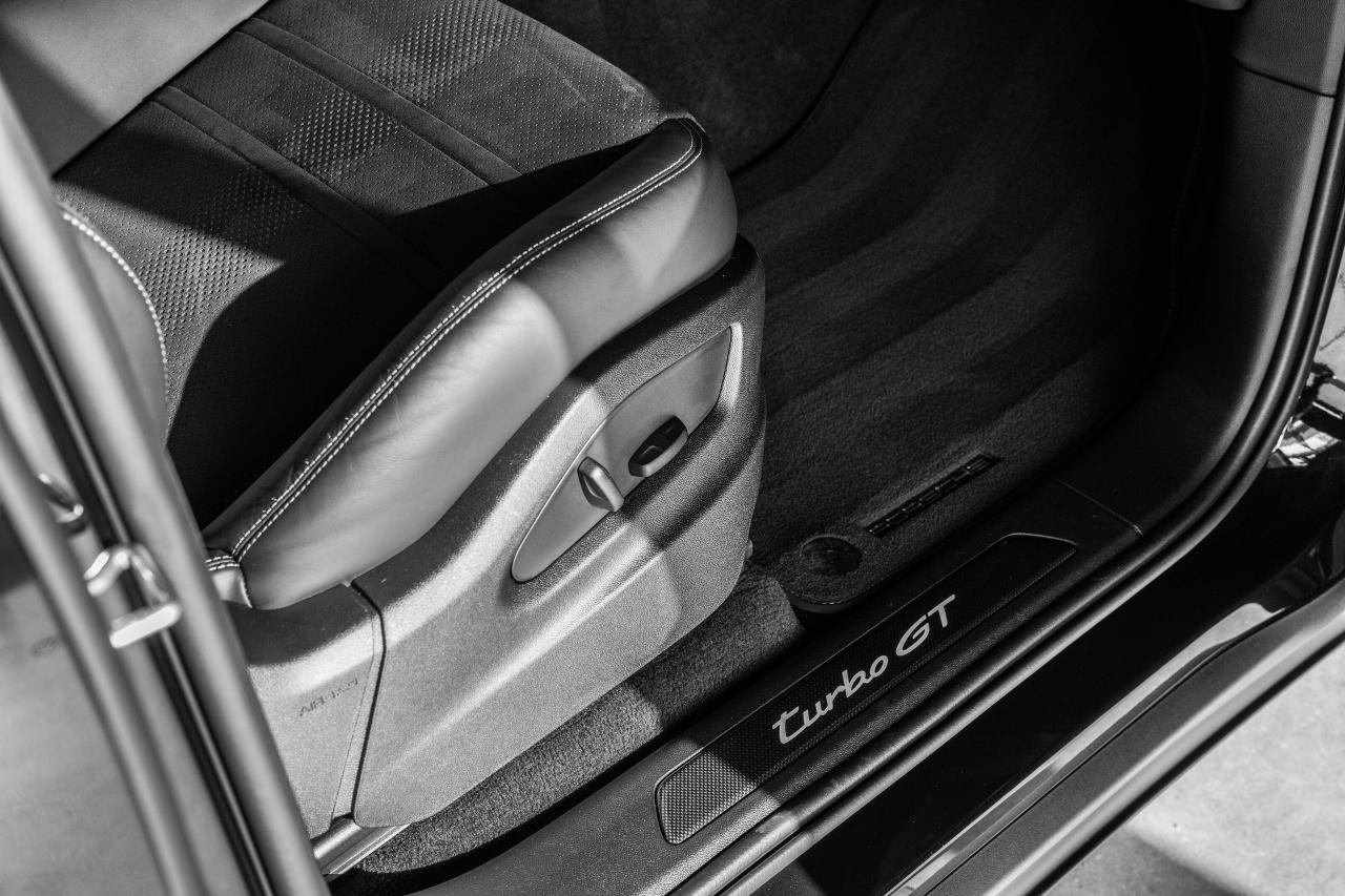 2024 Porsche Cayenne Turbo GT Coupe AWD Photo