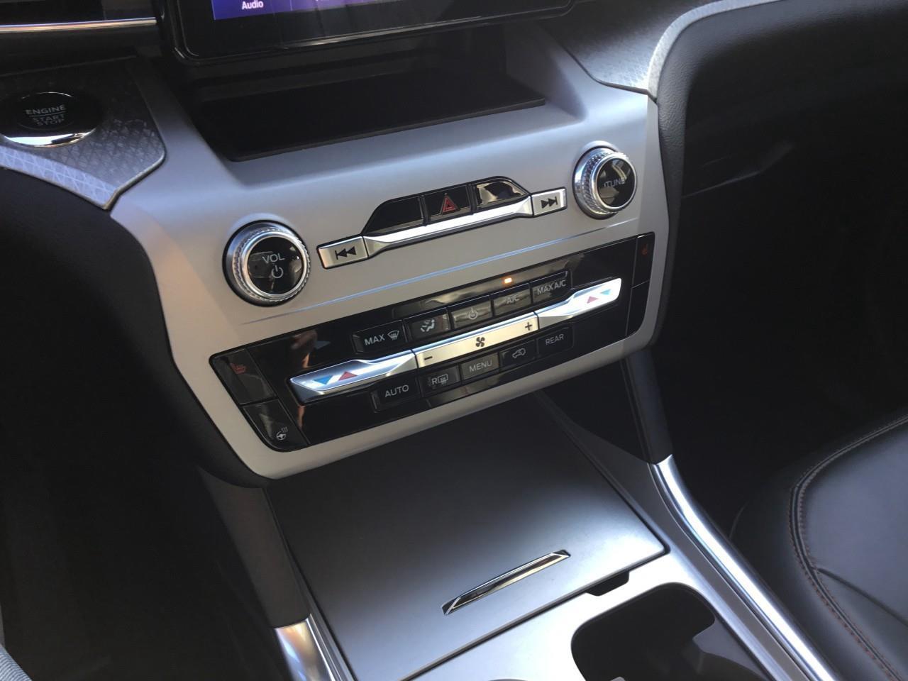 2023 Ford Explorer Timberline Photo