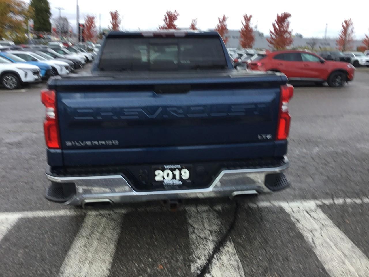2019 Chevrolet Silverado 1500 LTZ Photo3