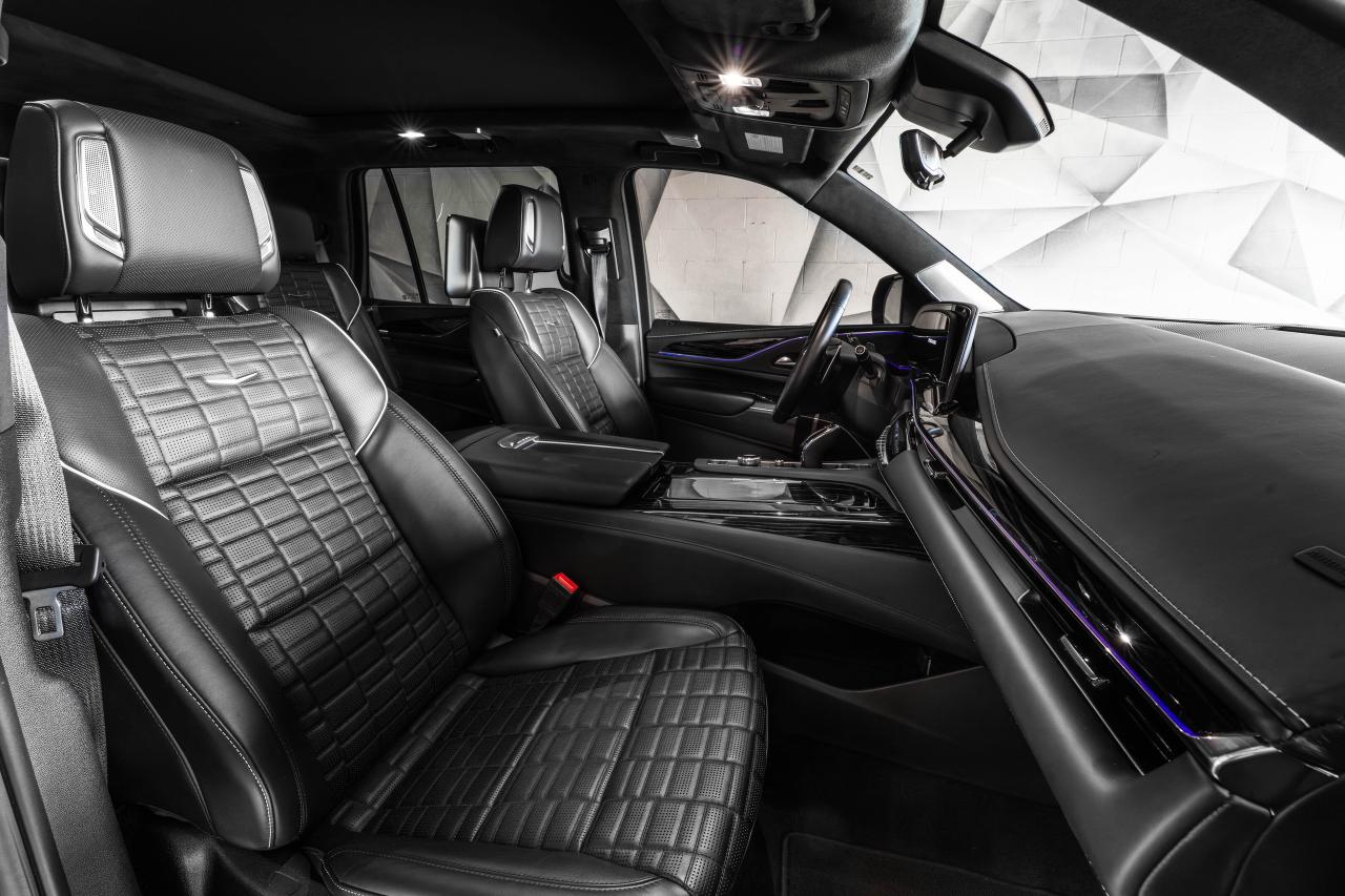 2023 Cadillac Escalade AWD 4dr V-Series Photo