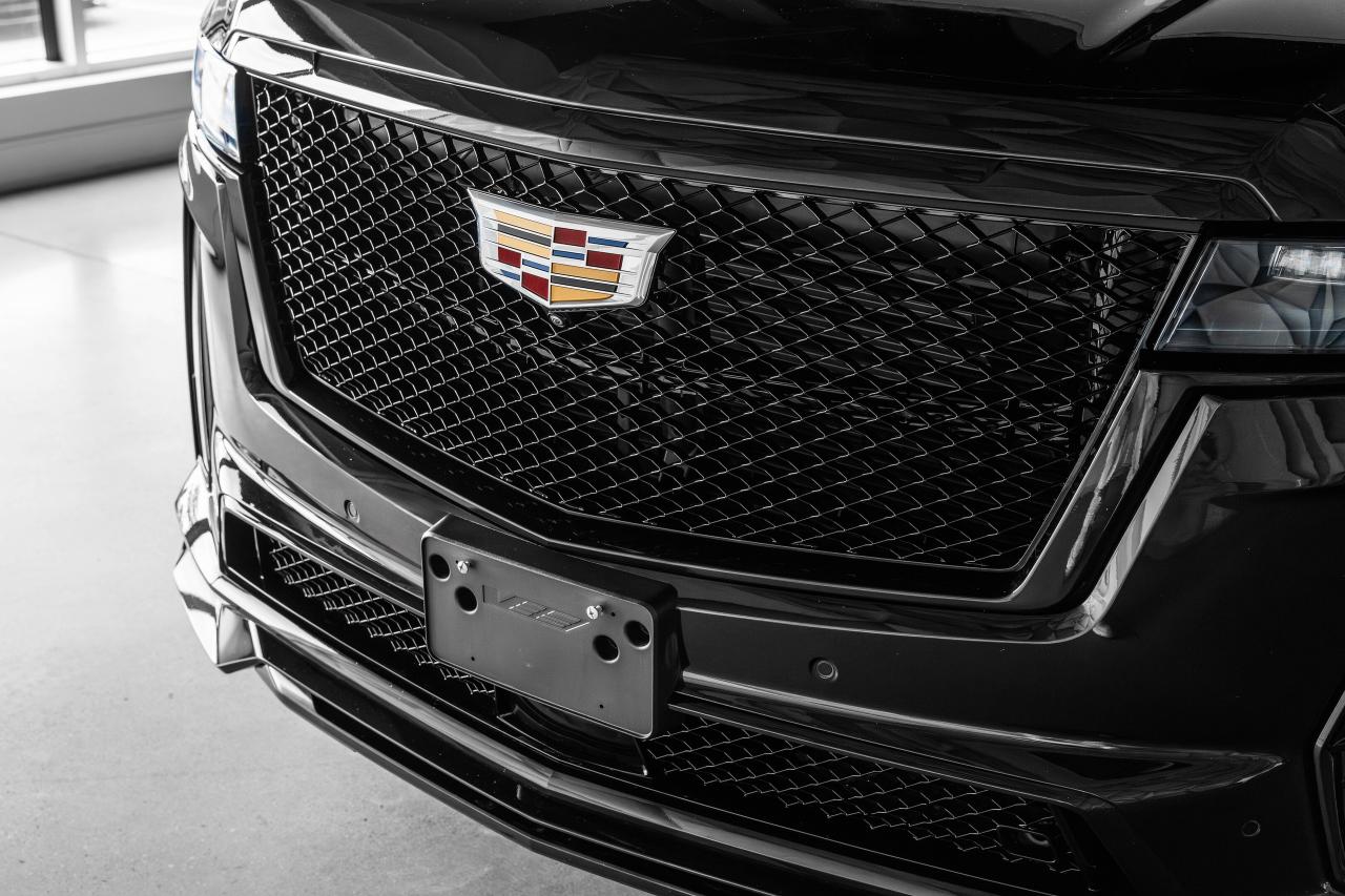 2023 Cadillac Escalade AWD 4dr V-Series Photo