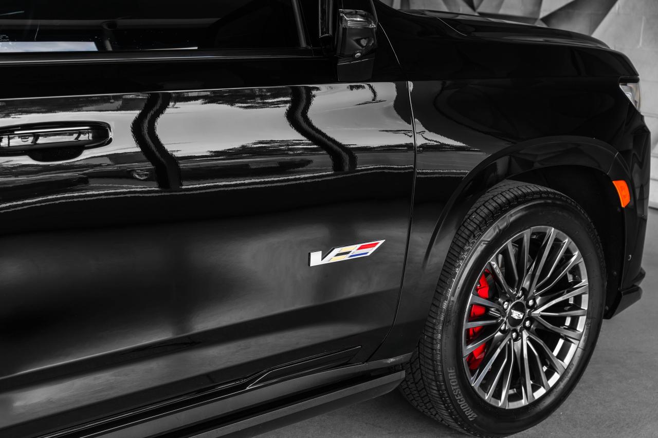 2023 Cadillac Escalade AWD 4dr V-Series Photo