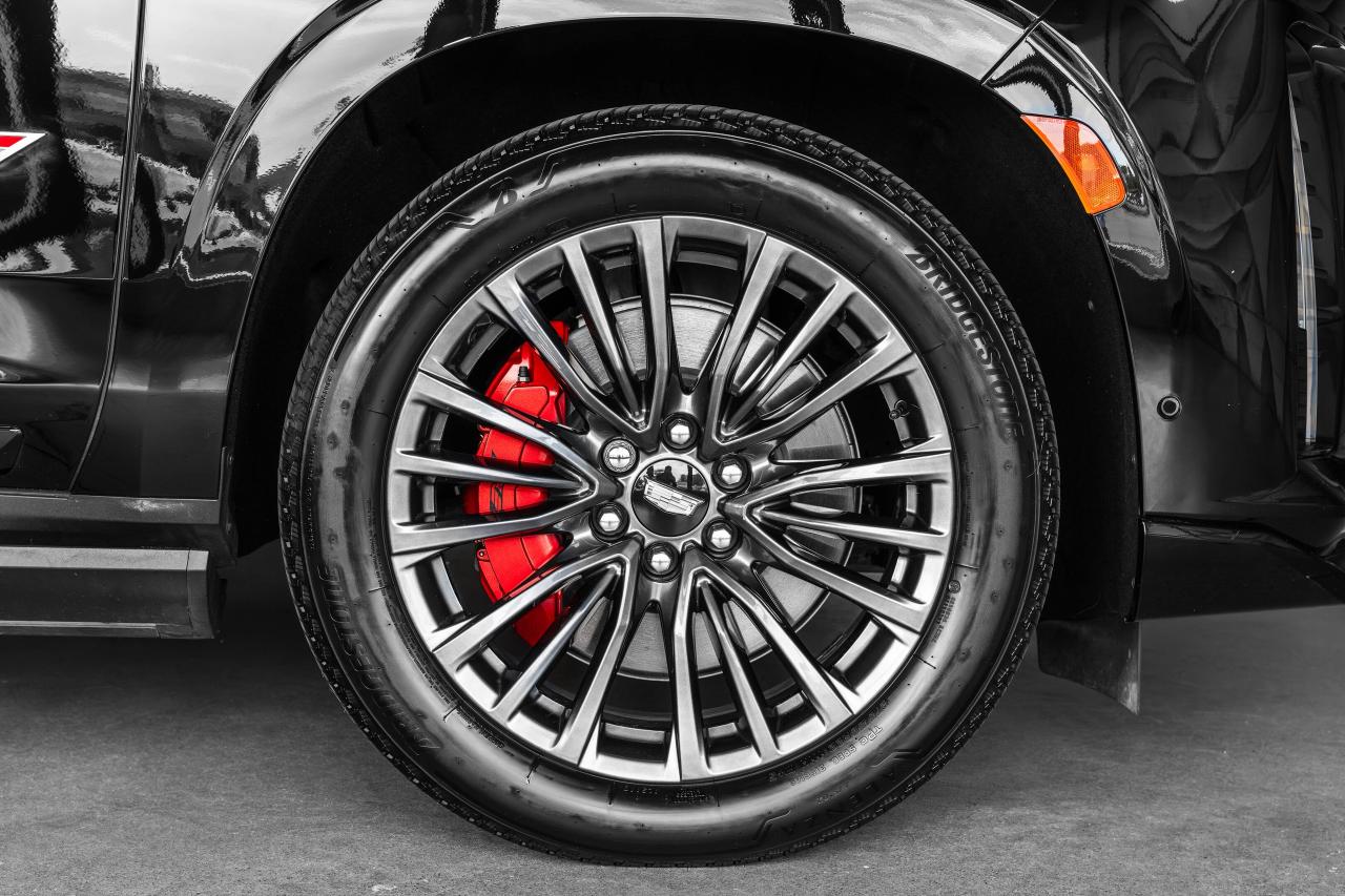 2023 Cadillac Escalade AWD 4dr V-Series Photo