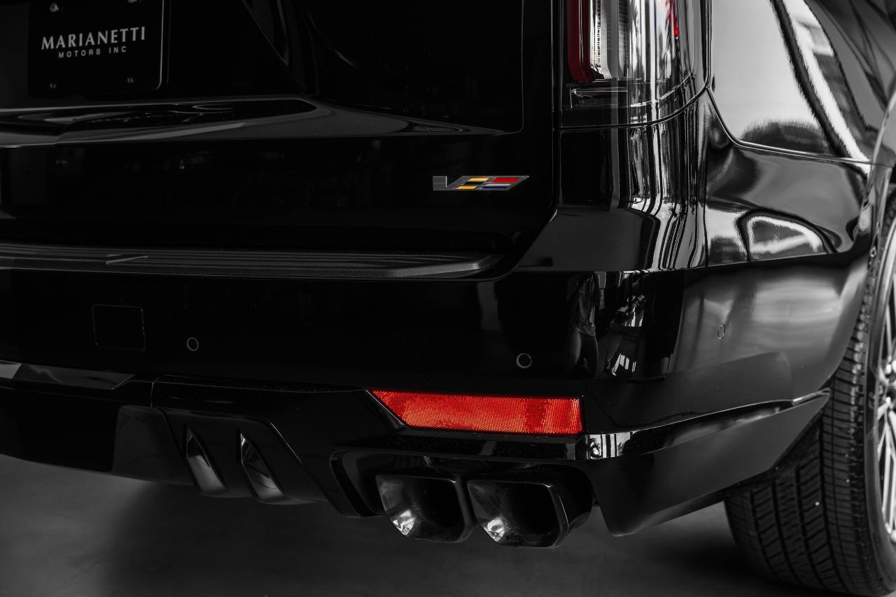 2023 Cadillac Escalade AWD 4dr V-Series Photo