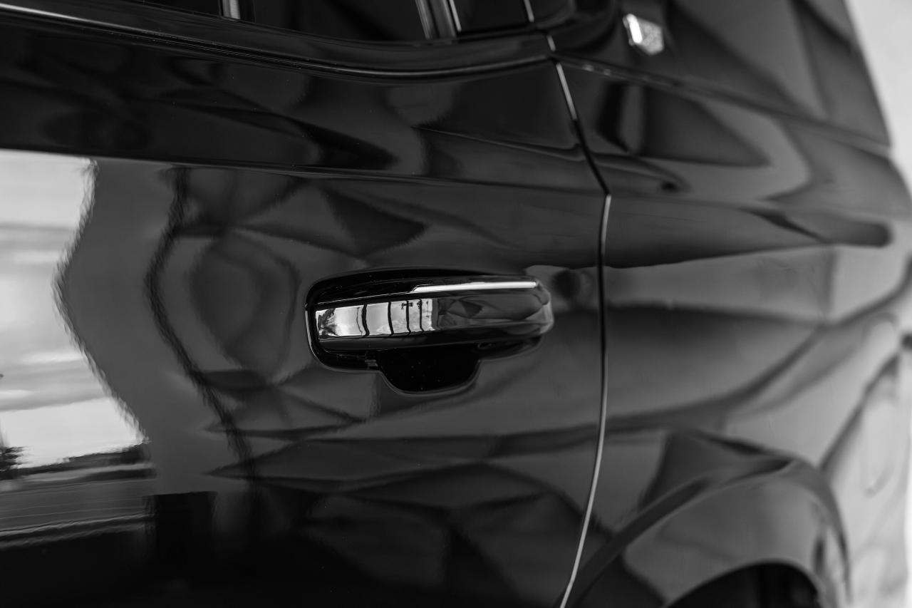 2023 Cadillac Escalade AWD 4dr V-Series Photo