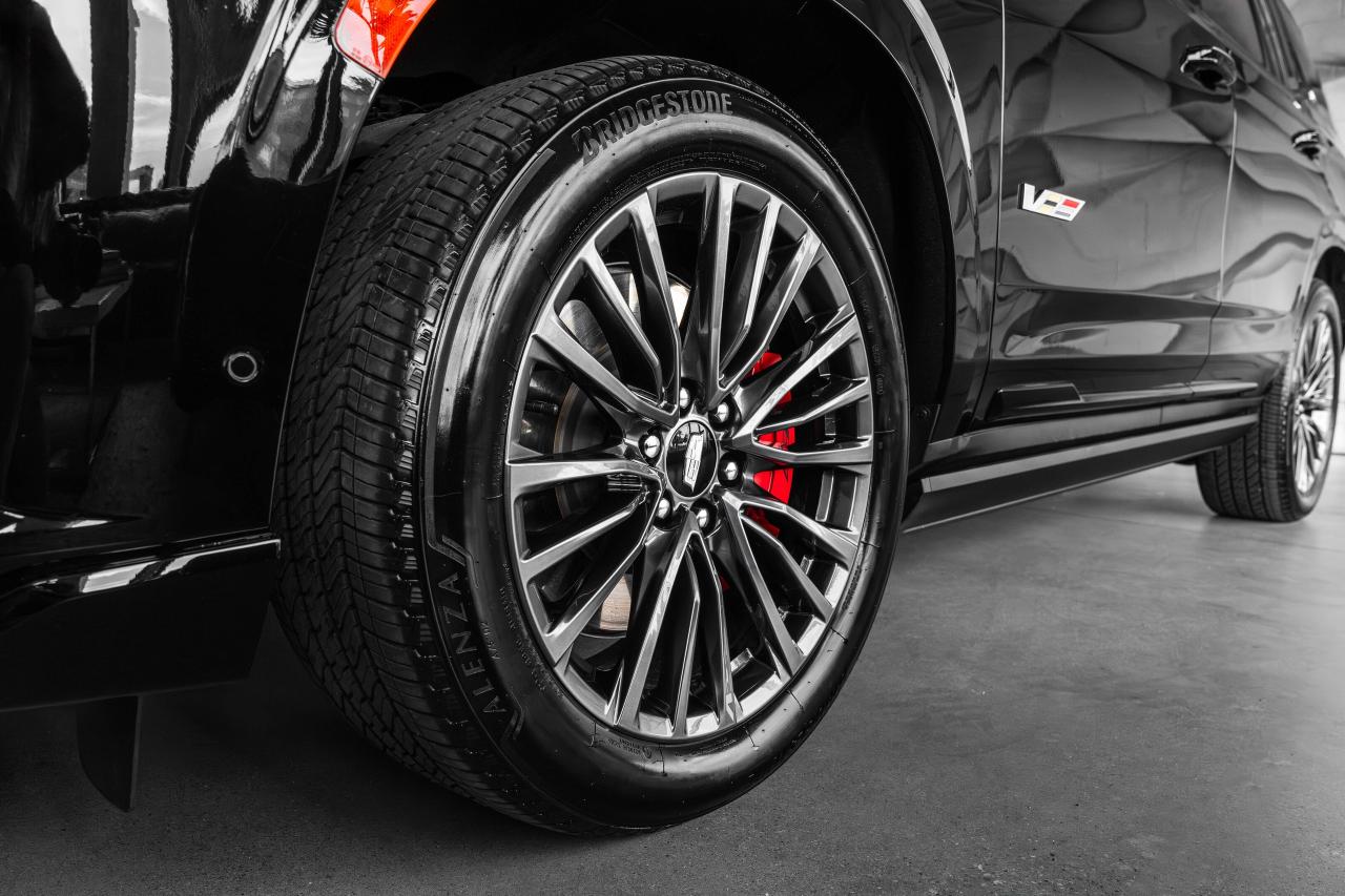 2023 Cadillac Escalade AWD 4dr V-Series Photo